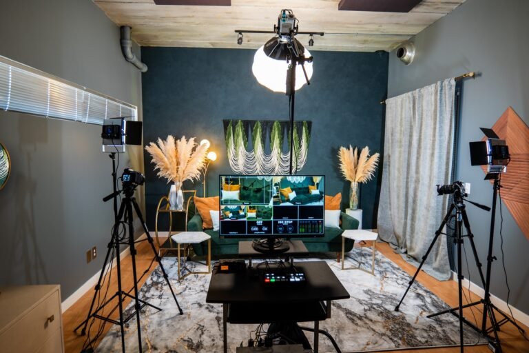Studio A | BoHo, image 2 of 6
