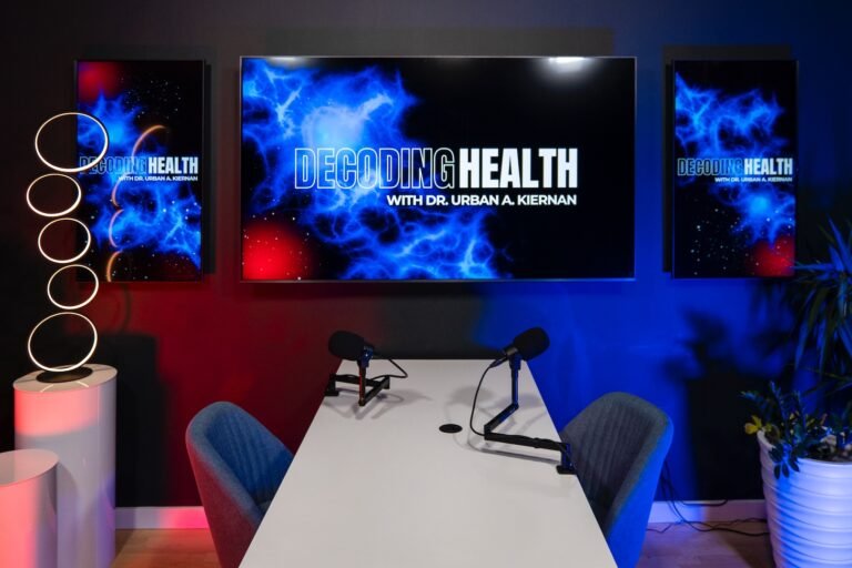 Studio B | Newsroom Table, image 8 of 9