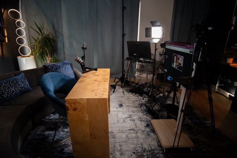 Studio B | News Room Virtual, image 3 of 7